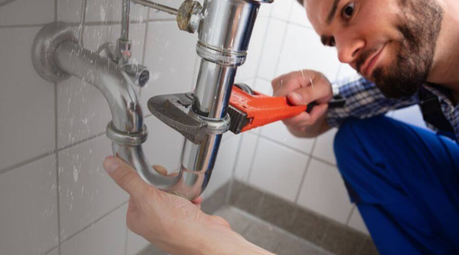 Professional same day plumber services in Bluffton, IN
